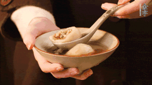 新的一年，我們還是要吃好喝好哦，祝大家元宵快樂(lè)！